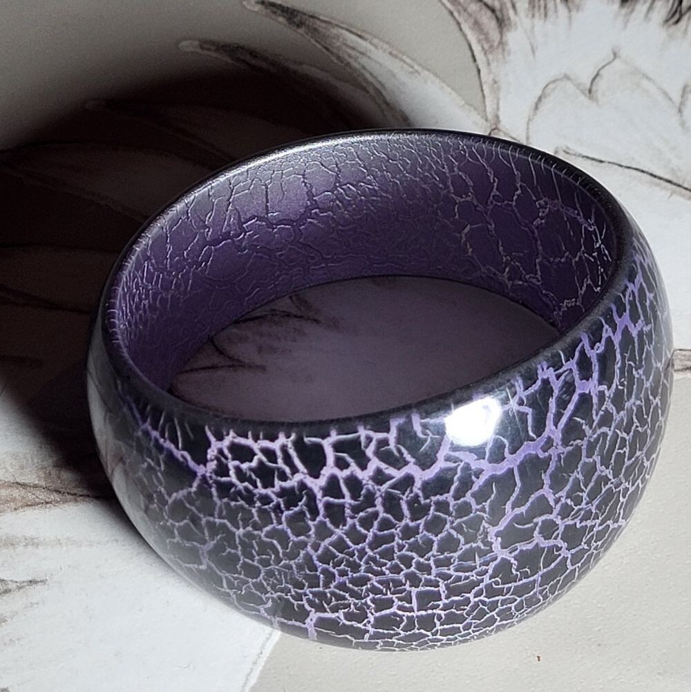 Vintage Metallic Purple Cracked Resin Bracelet